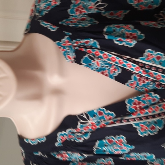 Crown & Ivy Navy Printed Top Small - Picture 3 of 3